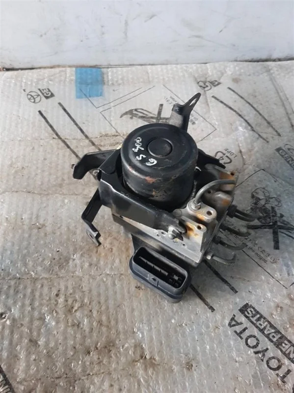 Блок ABS (насос) Lexus GS 300/400/430 2005-2011 4405053120