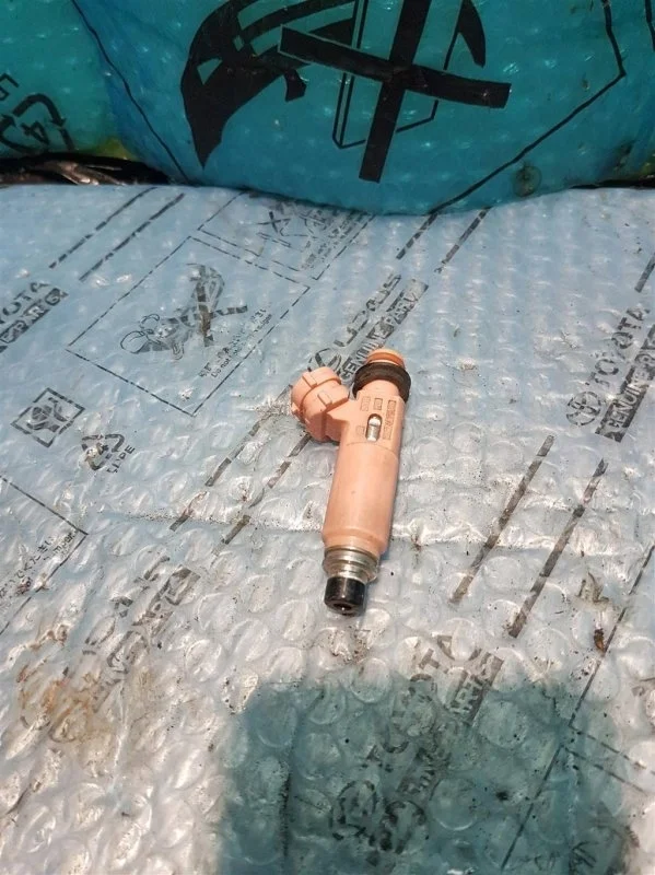 Форсунка инжекторная электрическая Lexus RX-300/330/350/400h 2003-2009 2320920030