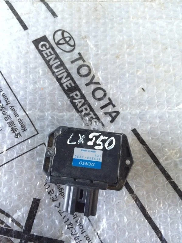 Резистор отопителя Lexus Lx570 8716528020