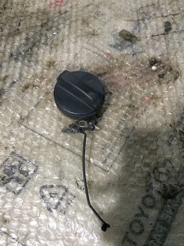 Крышка топливного бака Toyota Land Cruiser 200 2019 7730052030