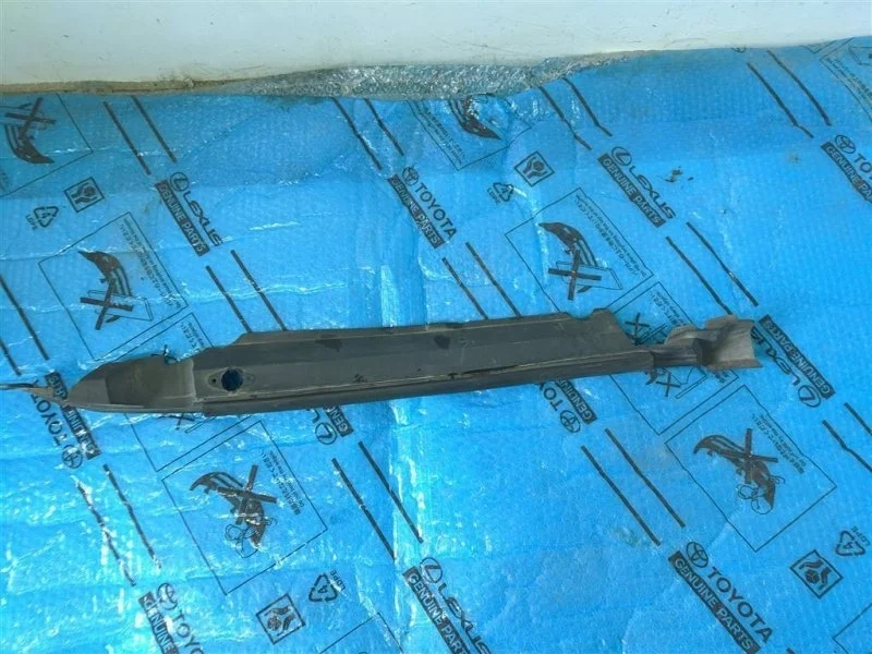 Пыльник крыла левый TOYOTA LAND CRUISER 200 2009 5380660020 4.5