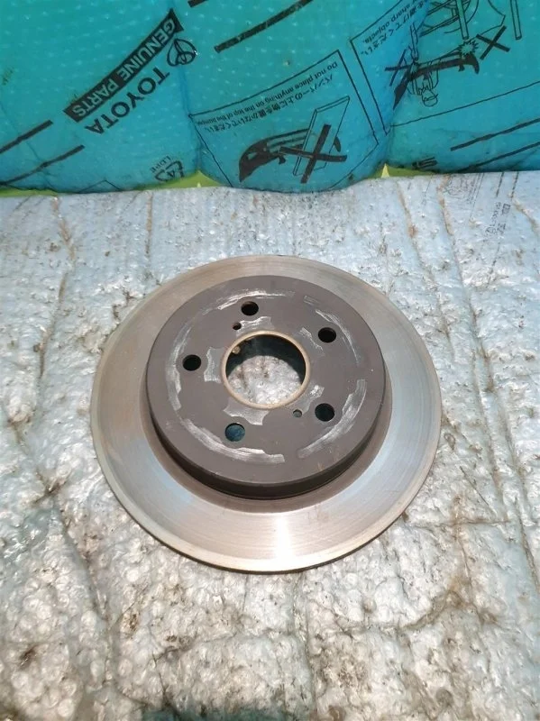 Диск тормозной задний TOYOTA Camry V70 2018> 2020 4243178010 2