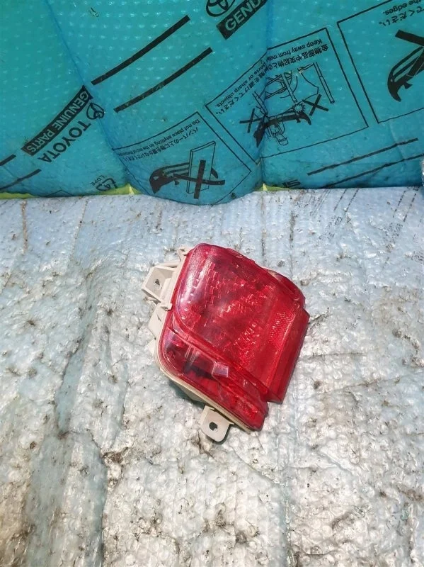 Фонарь задний в бампер левый TOYOTA LAND CRUISER 200 2015 8145660070 4