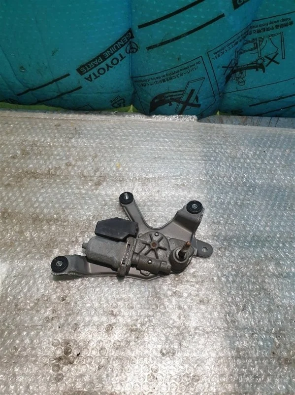 Моторчик стеклоочистителя задний TOYOTA RAV 4 2013> 2015 8513042080 2