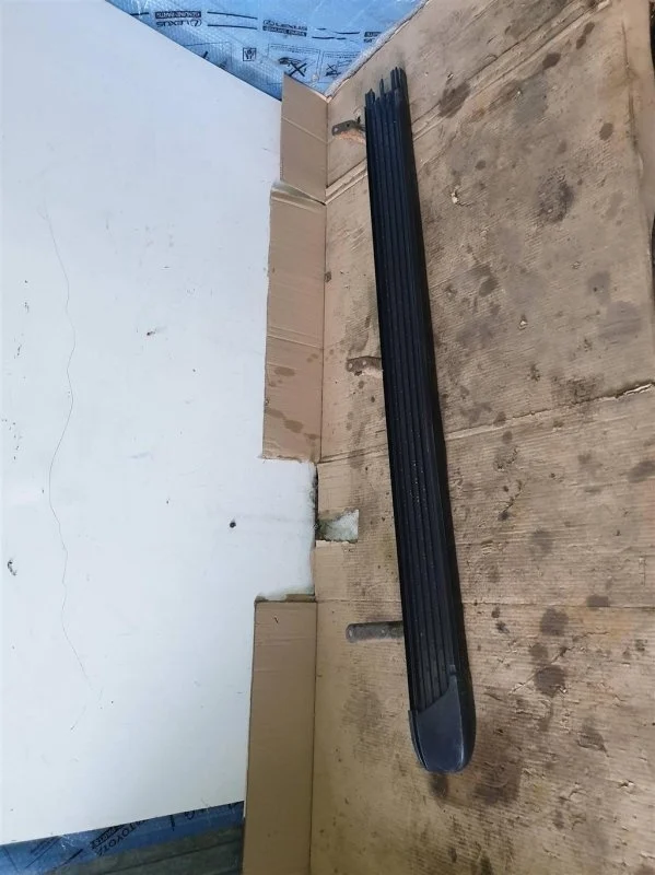 Подножка левая TOYOTA Land Cruiser 200 5178260250