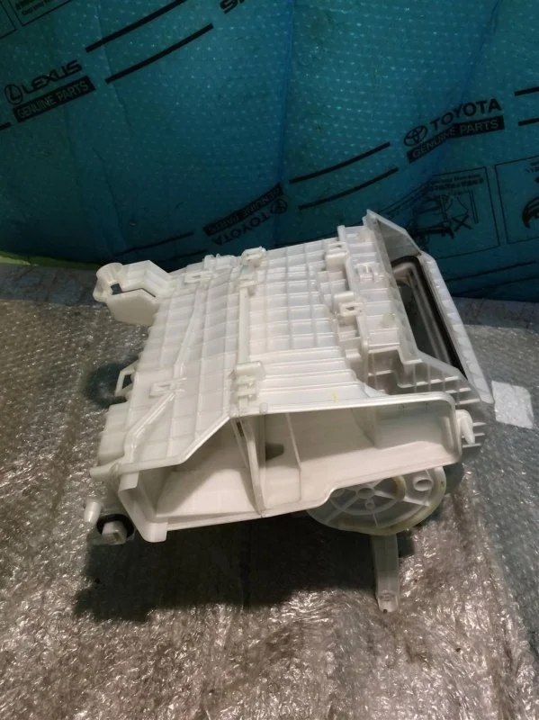 Отопитель передний TOYOTA RAV 4 2019> 2020 8713047290 2