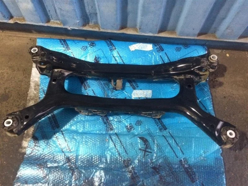 Подрамник задний TOYOTA Camry V70 2018> 2020 5120633120 2