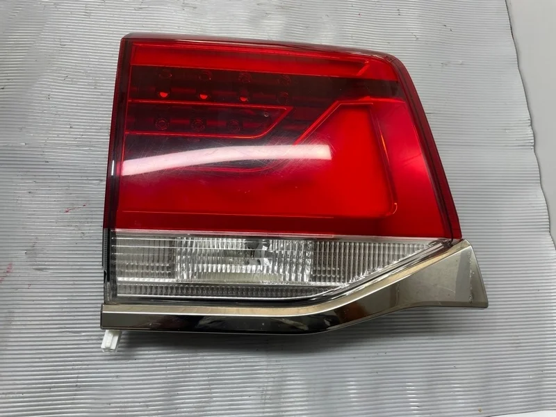Фонарь задний внутренний левый TOYOTA LAND CRUISER 200 2016 8159160370 4