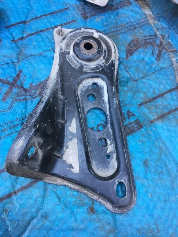 Кронштейн передней балки LEXUS ES 6 2012 5103533030 СЕДАН 2AR-FE