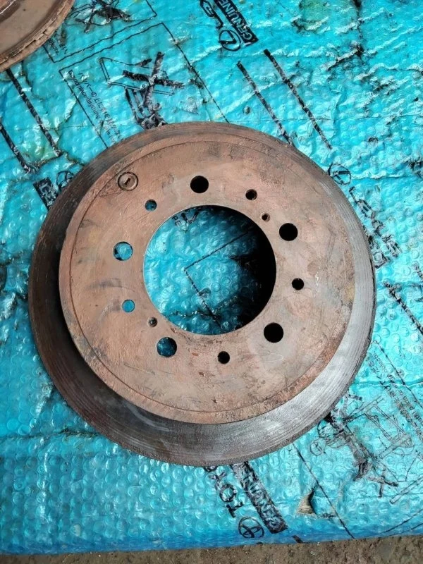 Диск тормозной задний Toyota Land Cruiser 200 2016 4243160290 4