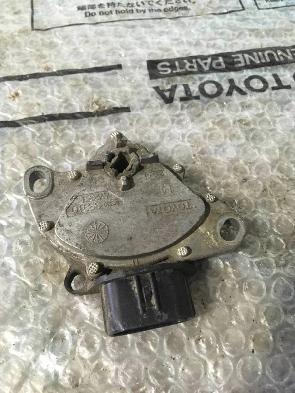 Датчик LEXUS RX300 2019 8454033010 8AR-FTS 2.0