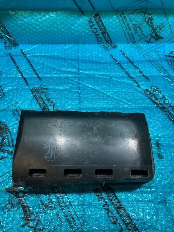 Клапан воздушный TOYOTA LAND CRUISER 200 2012 6290360060 1VD-FTV 4.5