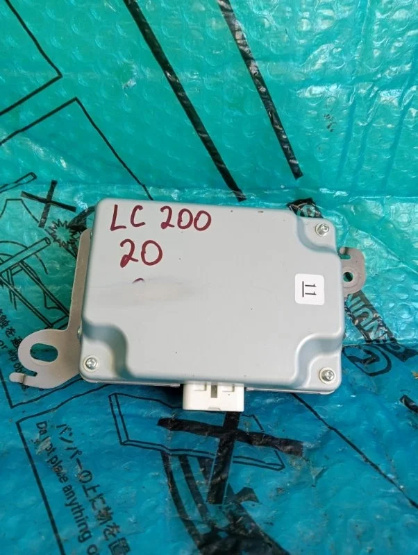 Инвертор TOYOTA LAND CRUISER 200 2020 8621060151 URJ202 4.6 1UR-FE