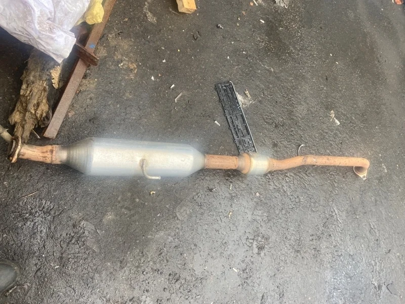 Приемная труба глушителя TOYOTA Camry V55 2014-2018 1741036250