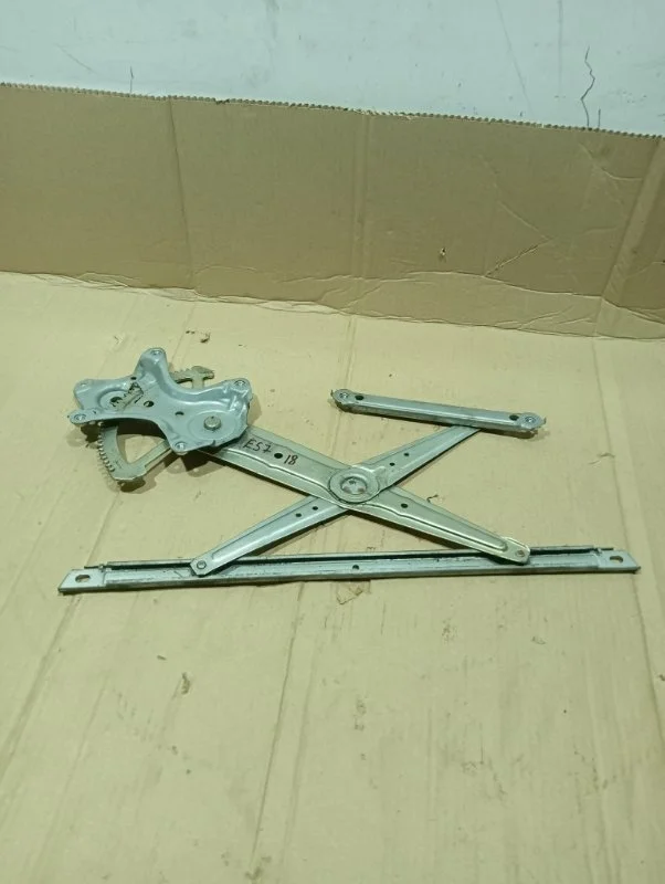 Стеклоподъемник электр. передний левый LEXUS ES 7 2018 6980278010 СЕДАН A25AFKS, левый