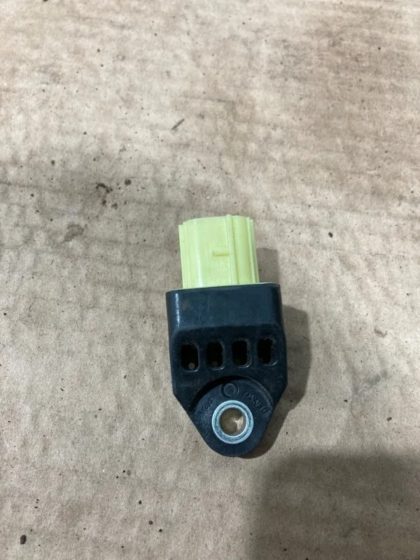 Датчик AIR BAG TOYOTA HIGHLANDER 2013 8983130020 2GR-FE 3.5