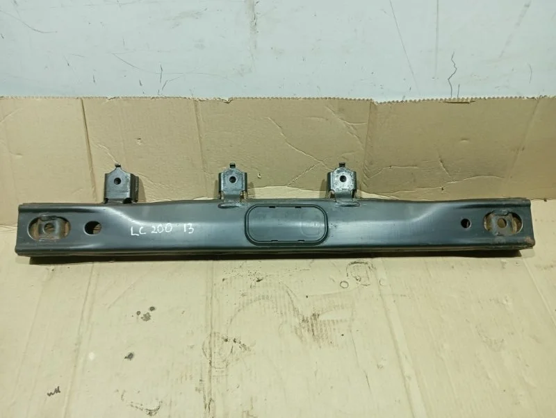 Балка под КПП Toyota Land Cruiser 200 2013 5120360251 1VD-FTV 4.5