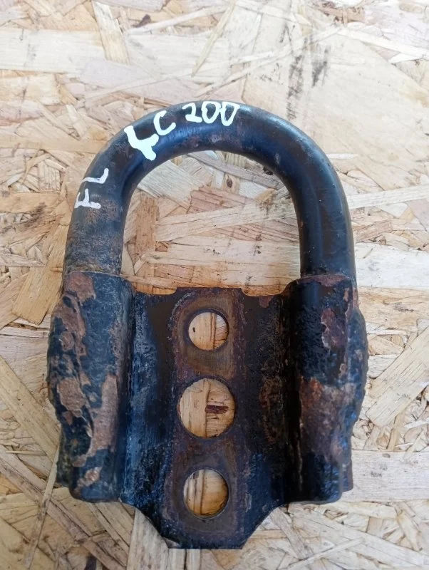 Крюк буксировочный TOYOTA LAND CRUISER 200 2013 5196060020 URJ200 4.5 1VD-FTV, передний