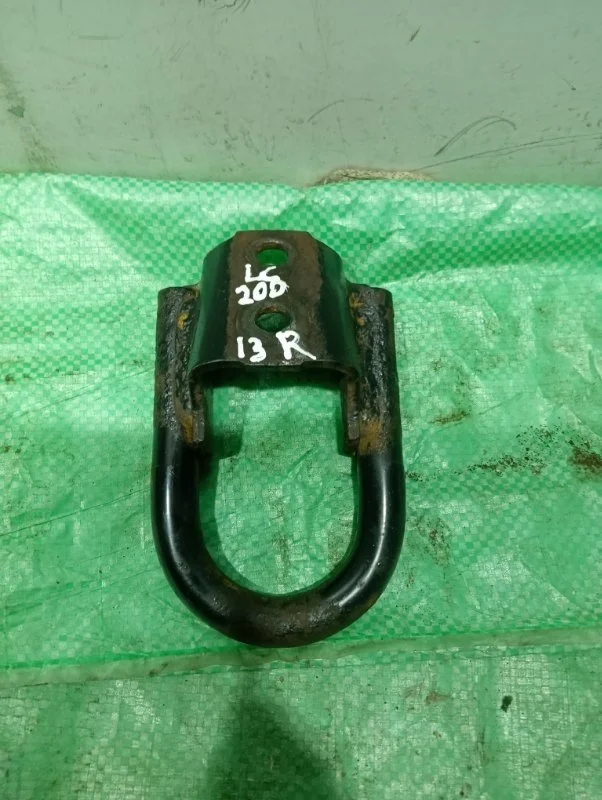 Крюк буксировочный TOYOTA LAND CRUISER 200 2013 5109560020 URJ200 4.5 1VD-FTV, задний