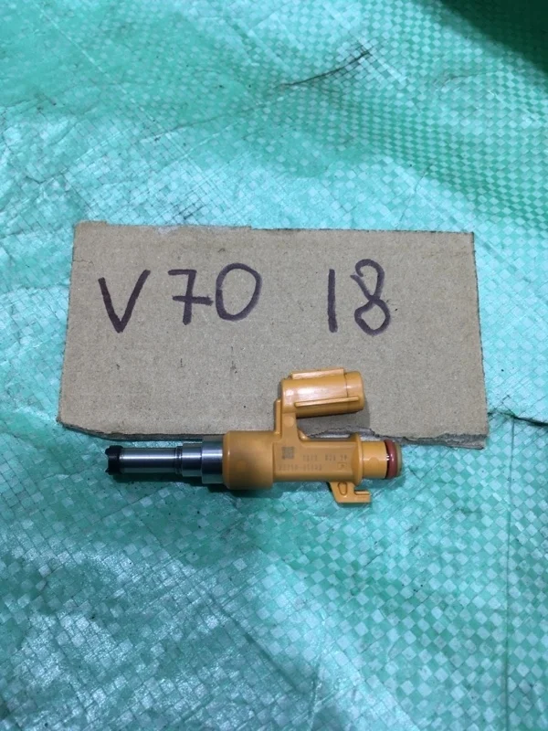 Форсунка топливная TOYOTA Camry 2018 2320939325 V70 2GRFKS