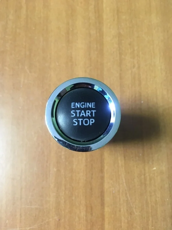 Кнопка запуска двигателя TOYOTA Camry 2018 8961142012 V70 2GRFKS