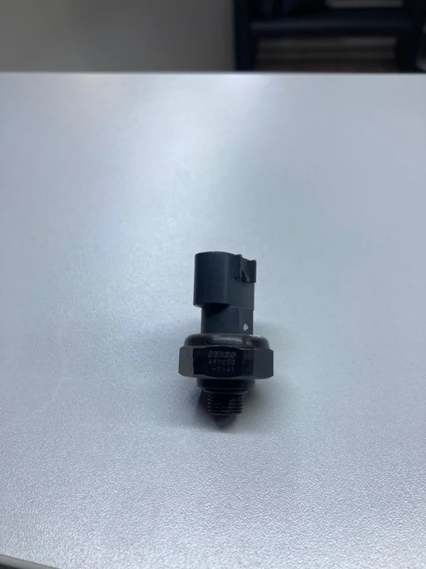 Датчик кондиционера Lexus Lx 570 8871933020