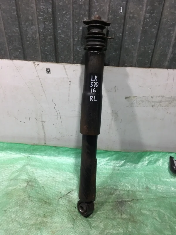 Амортизатор задний Lexus Lx570 2016 4853069425 URJ200 3UR-FE 5.7, задний