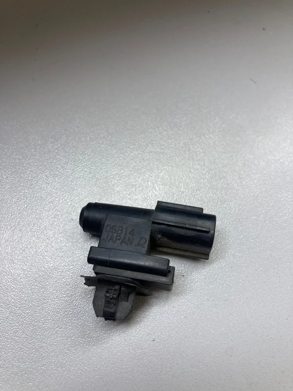 Датчик температуры TOYOTA LAND CRUISER 200 2018 8879028100 URJ202 1VD-FTV 4.5