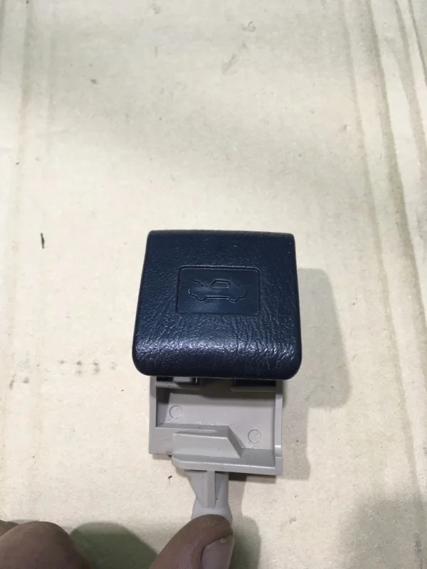 Ручка открывания капота TOYOTA LAND CRUISER 200 2015 5360152010C0 URJ202 4.6 1UR-FE