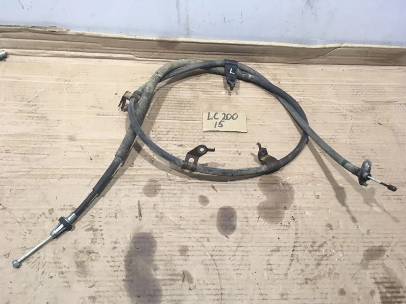 Трос стояночного тормоза левый Toyota Land Cruiser 200 2015 4643060070 URJ202 4.6 1UR-FE, задний левый