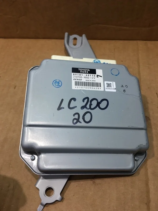 Блок управления подвеской TOYOTA LAND CRUISER 200 2020 8918160110 URJ202 1VD-FTV 4.5