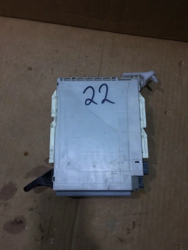 Блок комфорта TOYOTA LAND CRUISER 200 2018 8273360P41 URJ202 1VD-FTV 4.5