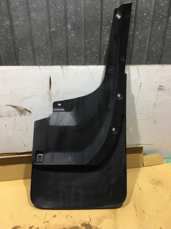 Брызговик задний левый TOYOTA LAND CRUISER 200 2016 7662660350 URJ202 1VD-FTV 4.5