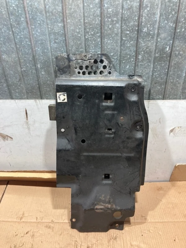 Защита картера Lexus LX 570 2020 5140960100 3UR-FE 5.7