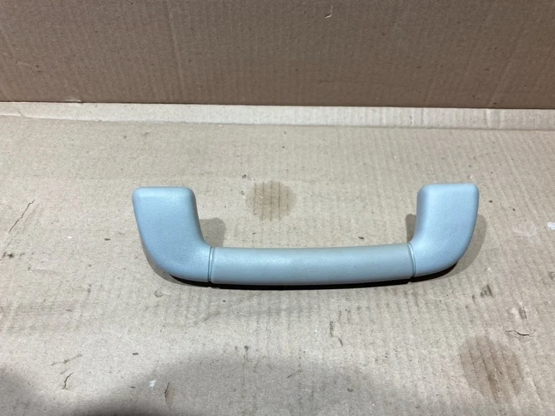 Ручка потолка TOYOTA LAND CRUISER 200 2018 7461030240B0 URJ202 1VD-FTV 4.5