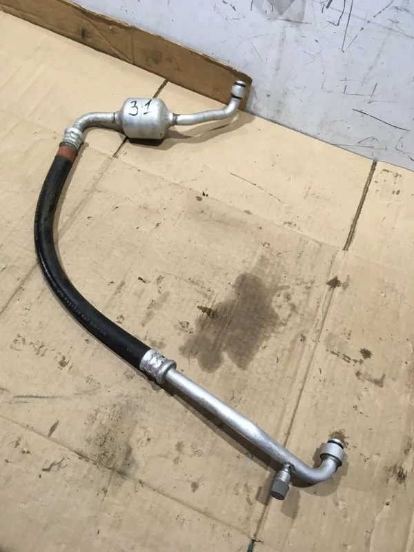 Трубка кондиционера LEXUS LX570 2011 887126A420 URJ200 3UR-FE 5.7