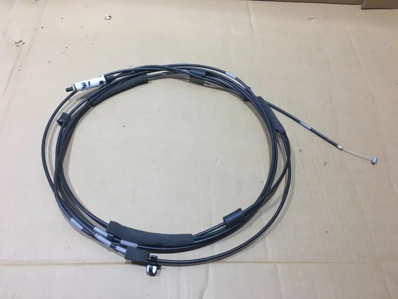 Трос лючка топливного бака Lexus Lx570 2011 7703560140 URJ200 3UR-FE 5.7