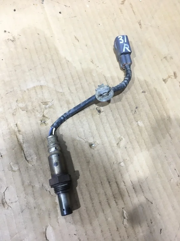 Датчик кислородный/Lambdasonde Lexus Lx570 2011 8946560370 URJ200 3UR-FE 5.7