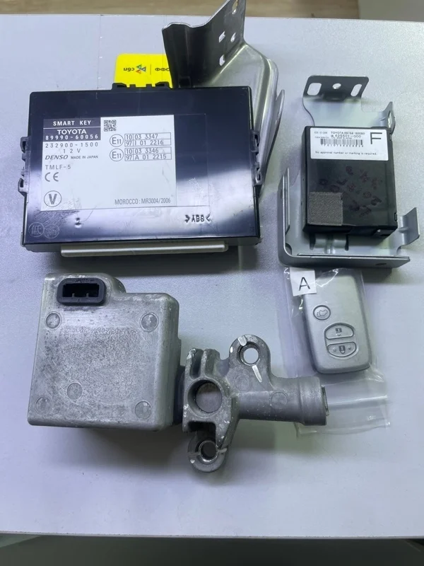 Комплект SmartKey Toyota Land Cruiser 2015 8999060056 URJ200 1VD-FTV 4.5