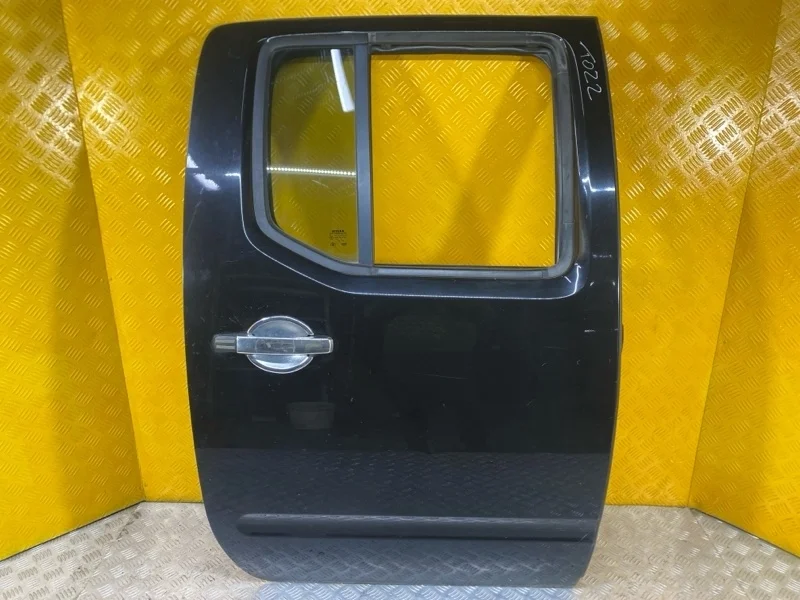 Дверь задняя правая Nissan Navara (D40) 2004-2015 2007 82100EB332 ПИКАП 2.5 D YD25DDTI