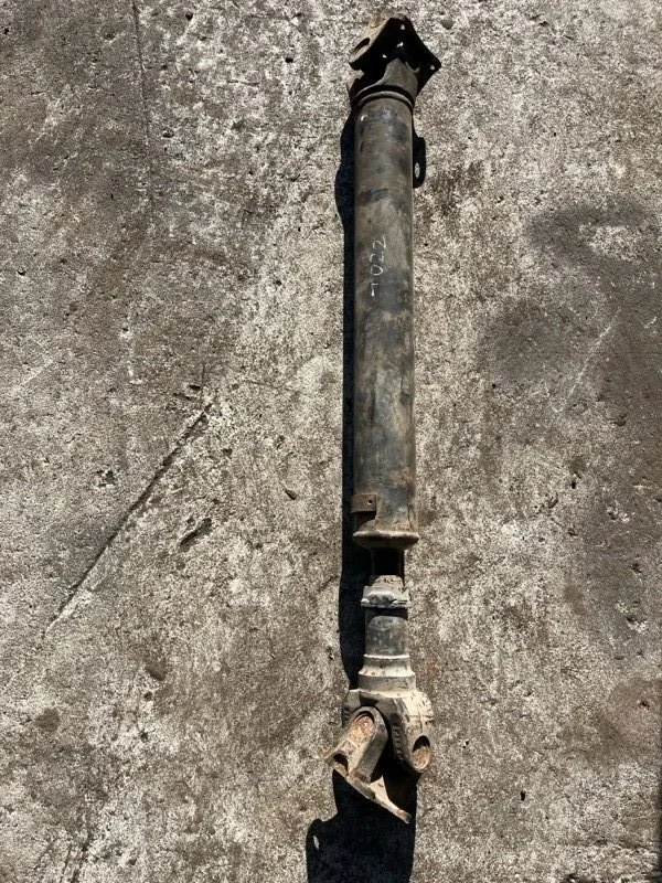 Карданный вал передний Nissan Navara (D40) 2004-2015 2007 37200EB300 ПИКАП 2.5 D YD25DDTI