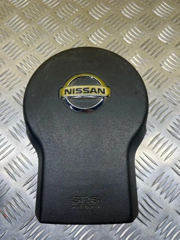 Подушка безопасности водителя Nissan Navara (D40) 2004-2015 2010 98510EB302 ПИКАП 2.5 D YD25DDTI