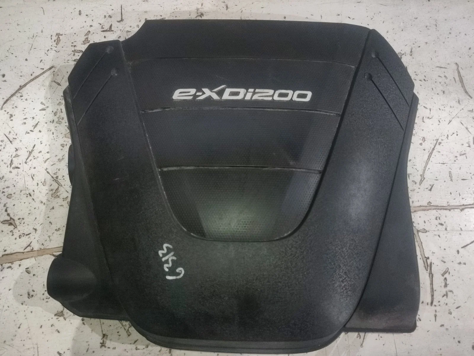 Крышка двигателя декоративная SsangYong Actyon 2012 C200