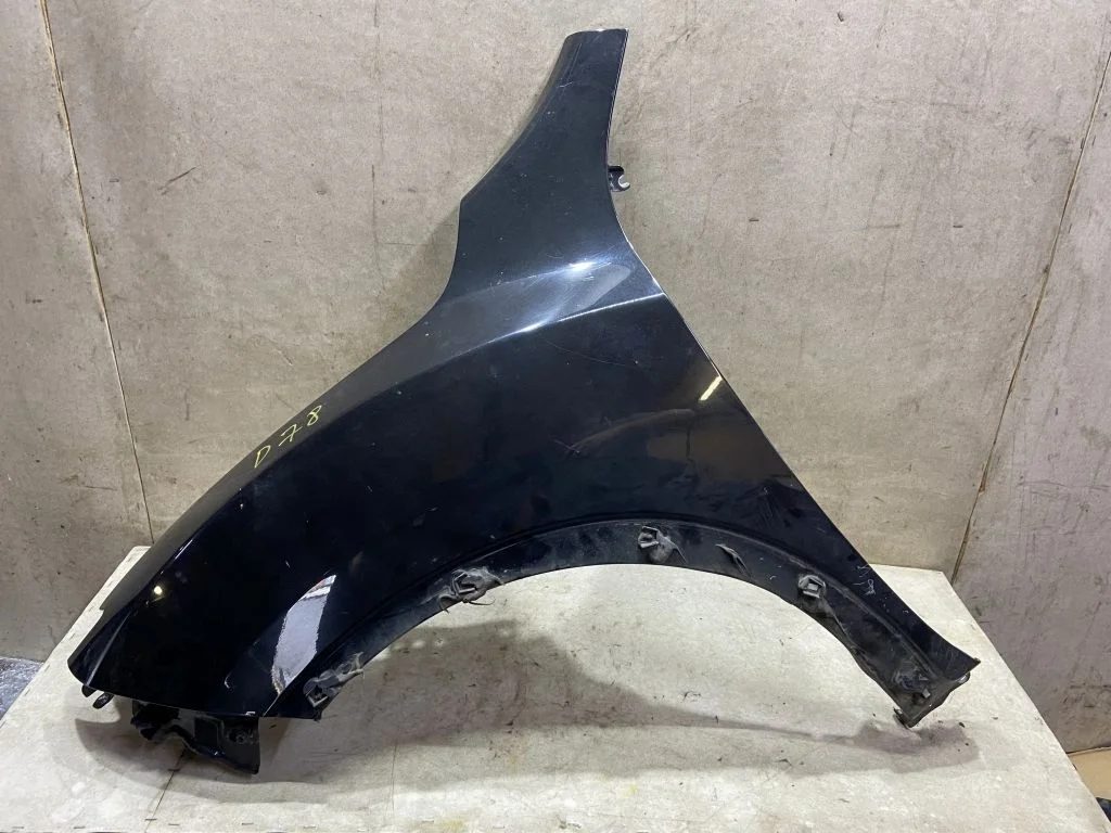 Крыло переднее левое Nissan Juke F15 RES Жук Ф15