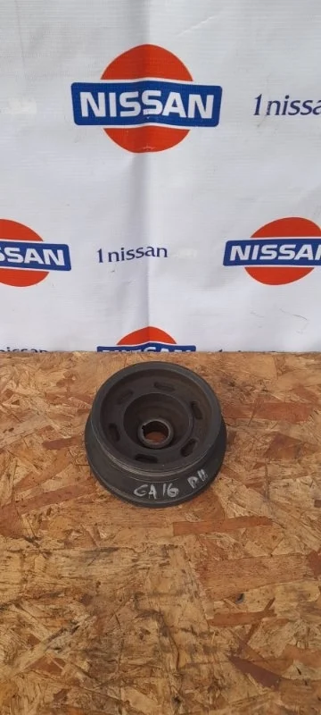 Шкив коленвала Nissan Primera 1997-1999 123032F000 P11 GA16DE, передний правый