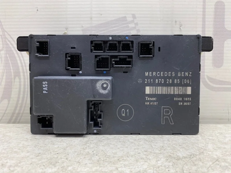 Блок управления передней правой двери Mercedes-benz 2008 W211