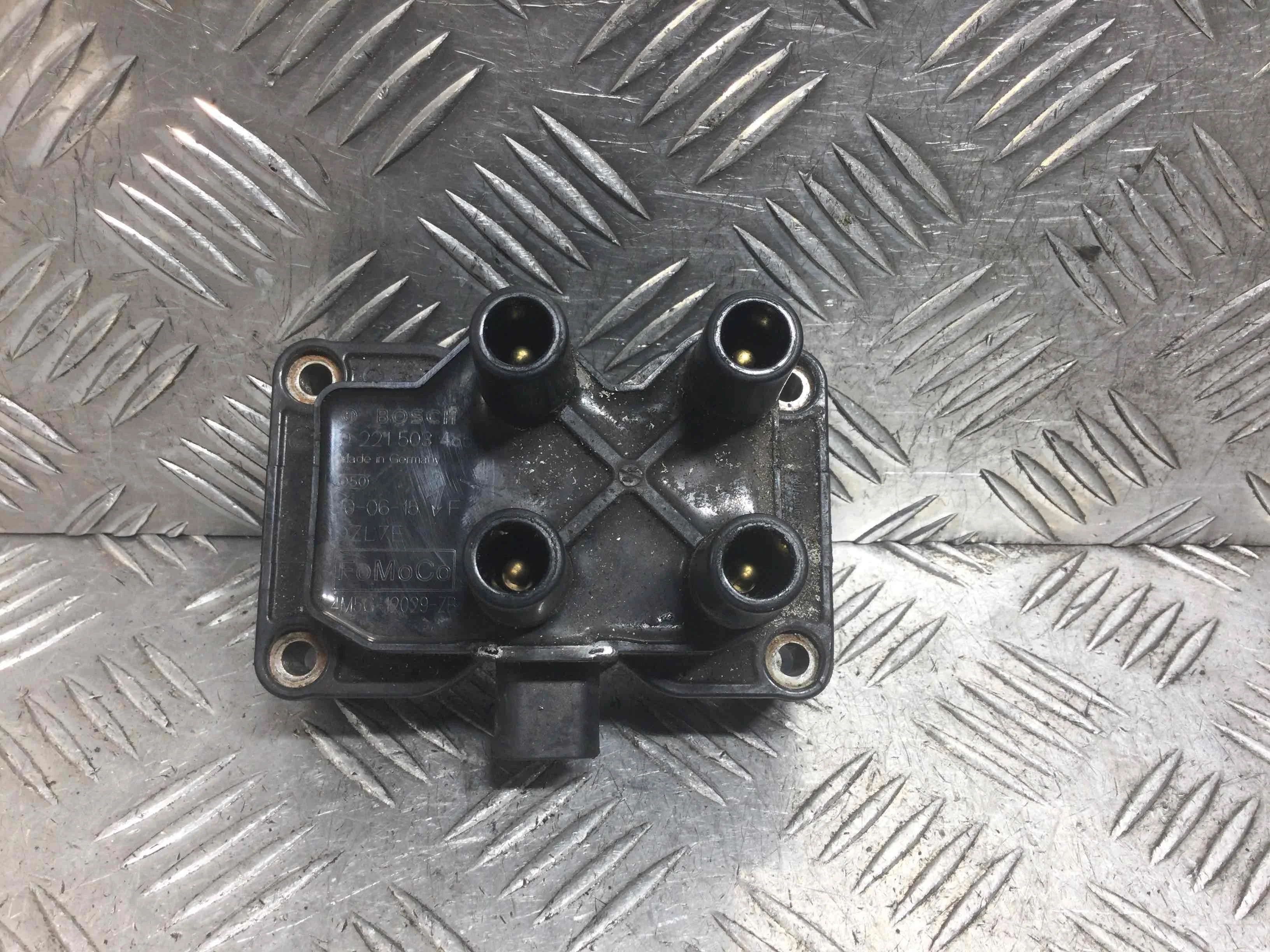 Катушка зажигания Ford Fiesta 5 поколение [рестайлинг] (2005-2010) бензин 1.3 i Механика