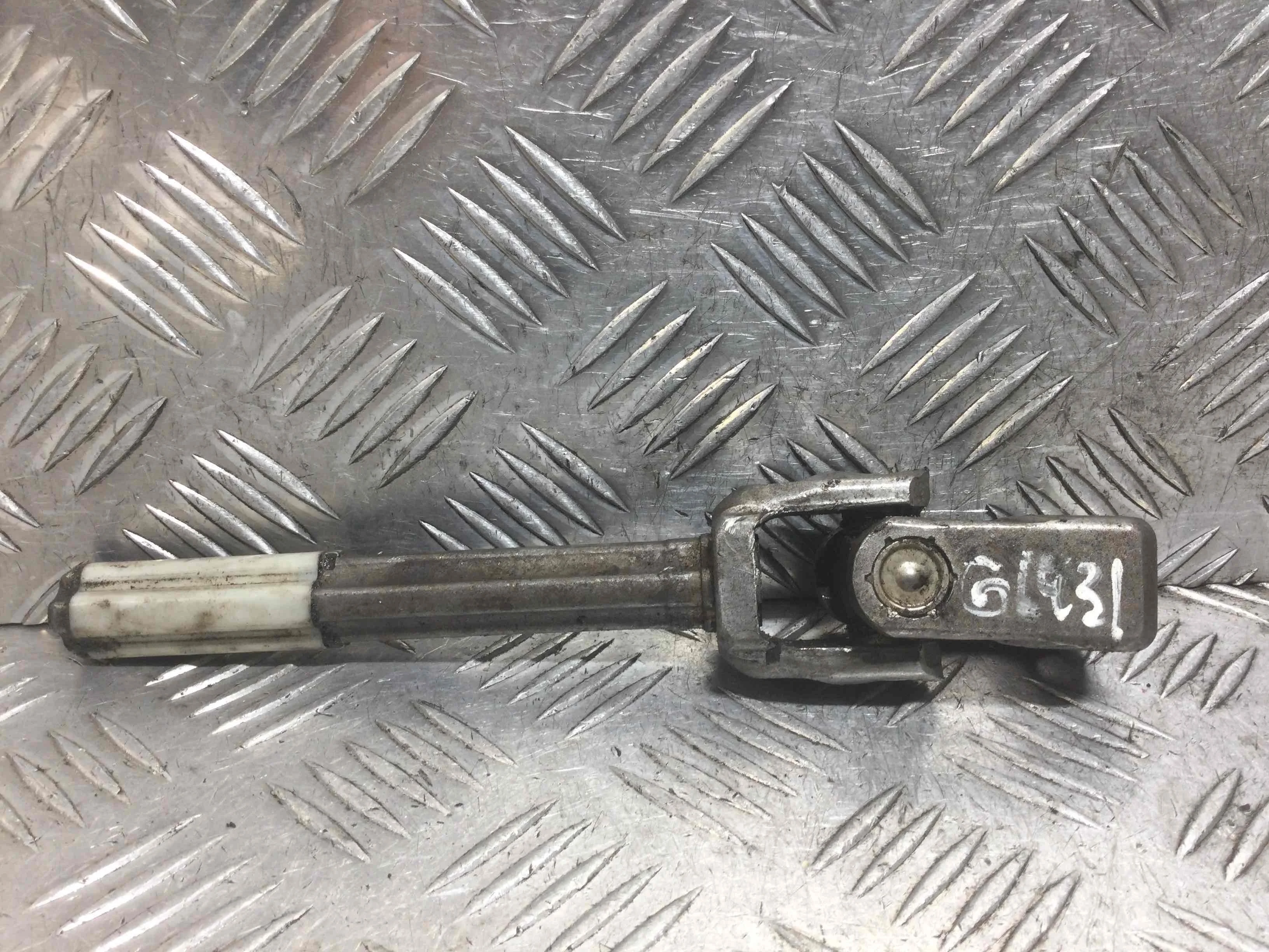 Рулевой карданчик Audi A3 8L (1996-2000) дизель 1.9 TDI Механика Х/б