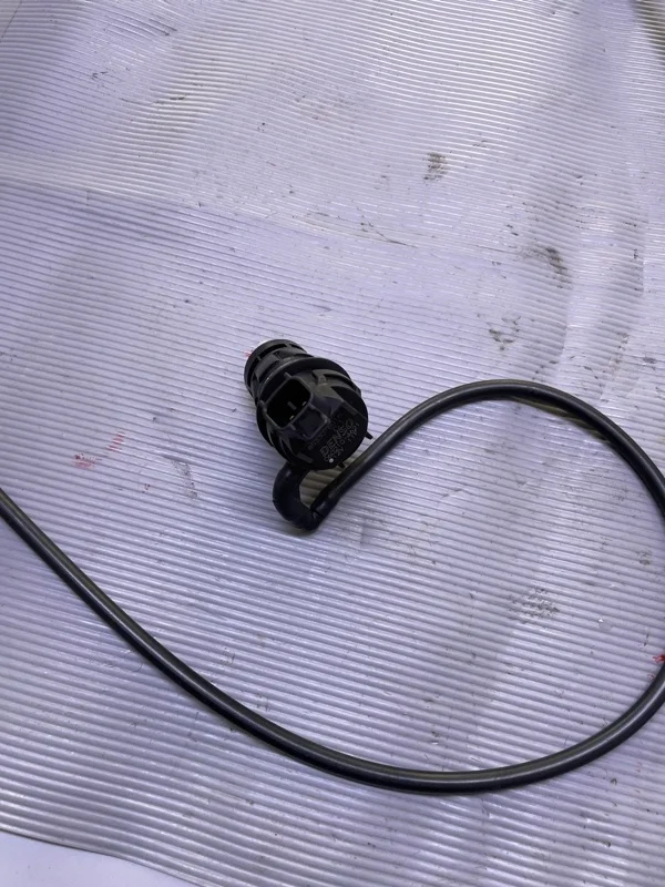 Насос омывателя TOYOTA Land Cruiser 2008-2021 8533060180 URJ202, задний