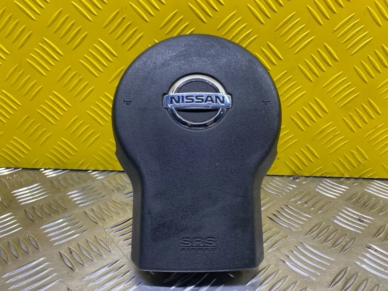 Подушка безопасности водителя Nissan Navara (D40) 2004-2015 2010 98510EB302 ПИКАП 2.5 D YD25DDTI